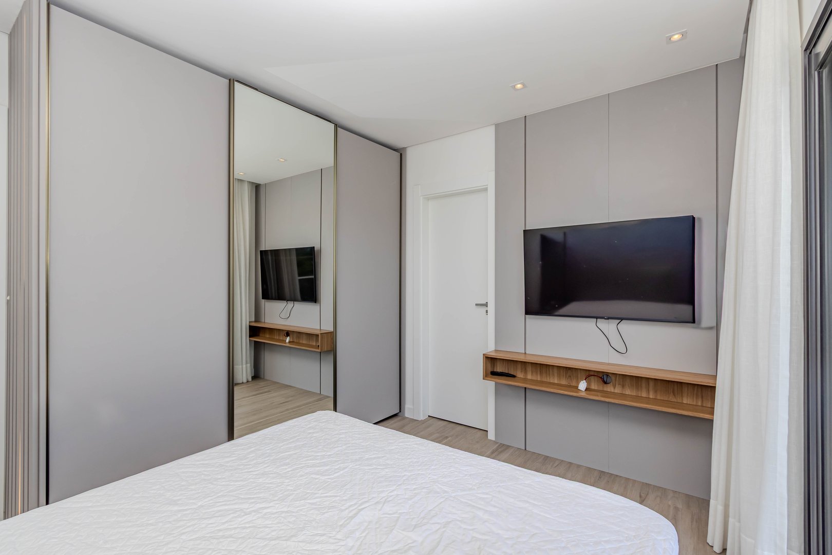 Apartamento Mobiliado no Edifício Brava Garden Home Club à venda na Praia Brava — foto 18