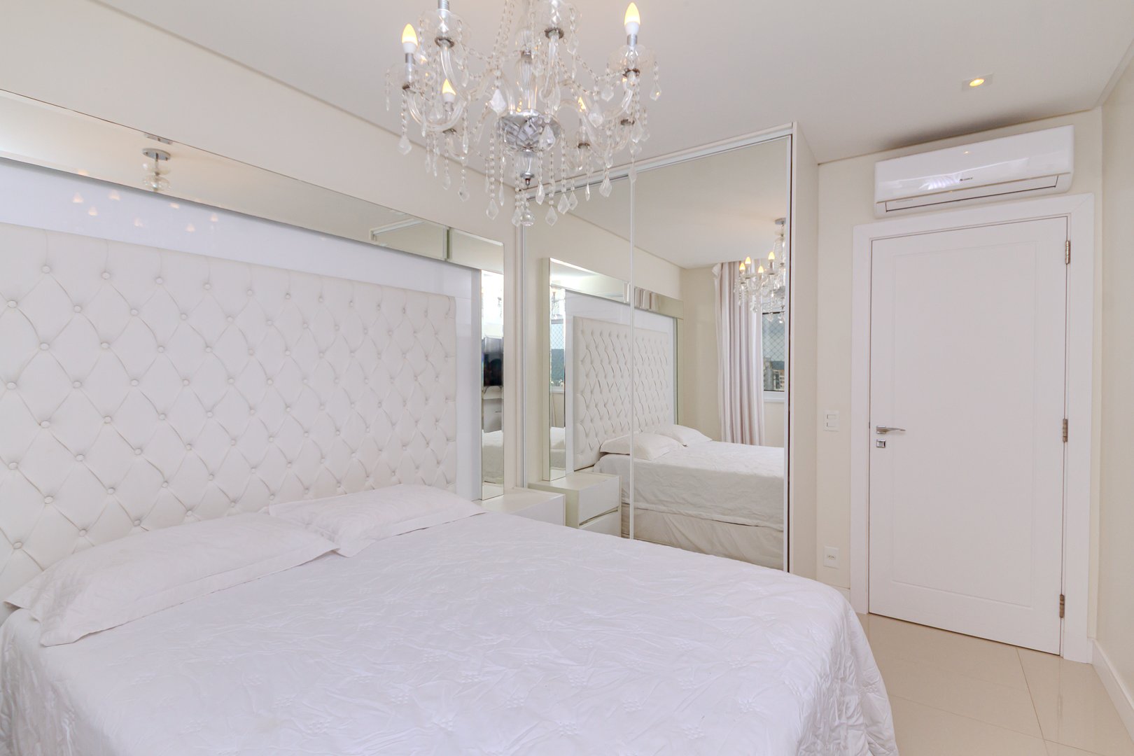 Apartamento no Edifício Windsor Village à venda no centro de Balneário Camboriú — foto 15