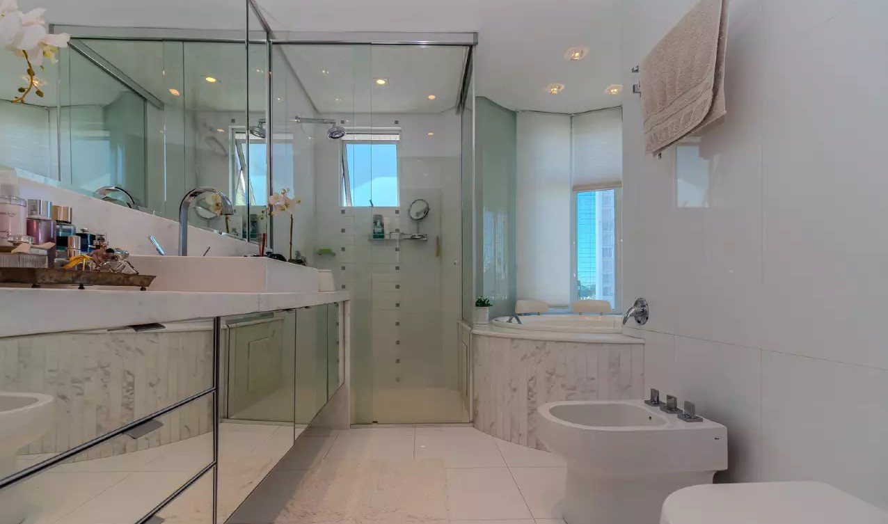 Apartamento no Edifício Renaissance à venda no centro de Balneário Camboriú — foto 26
