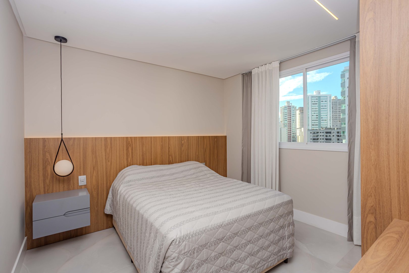 Apartamento Mobiliado no Edifício Maria Valentina à venda no centro de Balneário Camboriú — foto 20