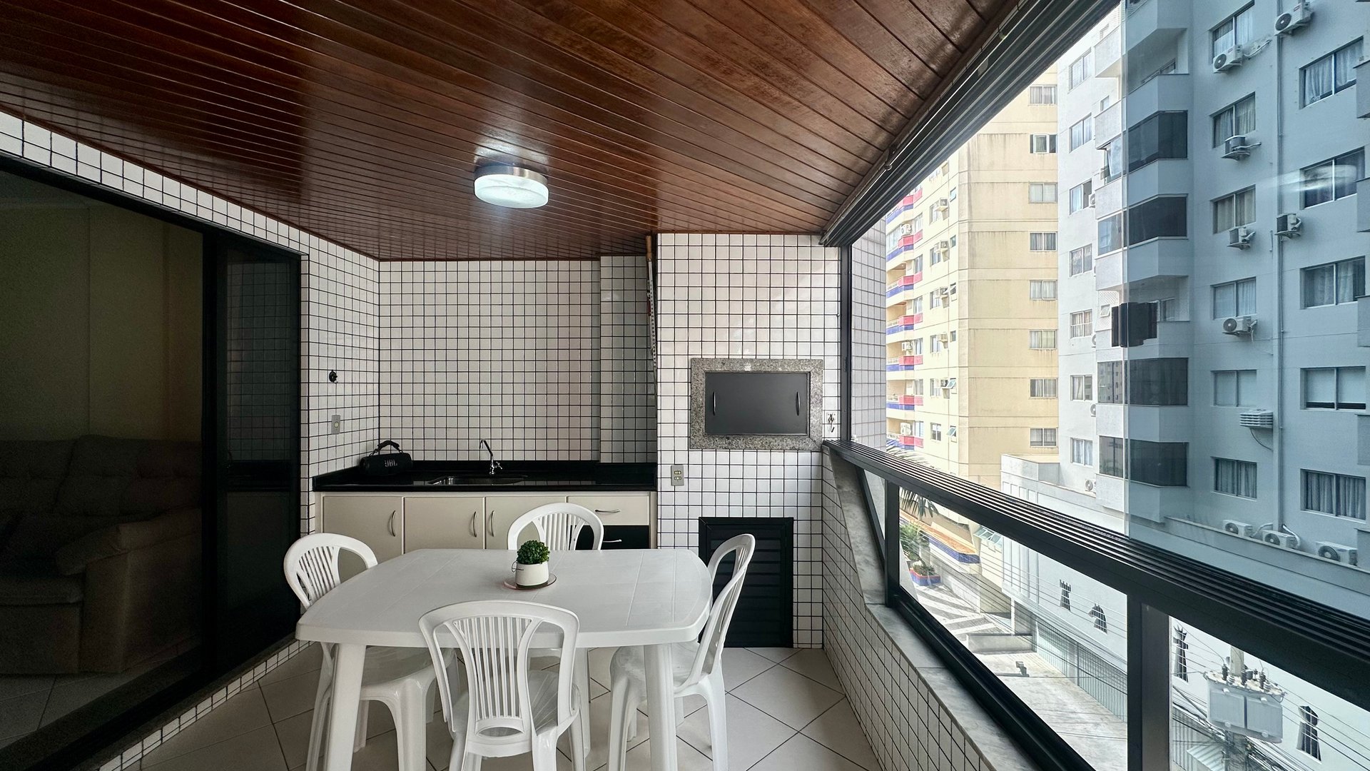 Apartamento no Edifício Residencial Michigan à venda no centro de Balneário Camboriú — foto 5
