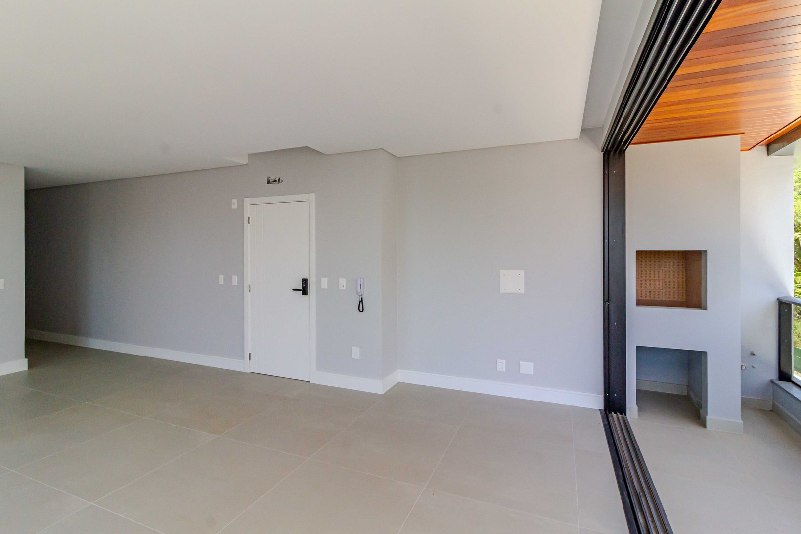 Apartamento no Edifício Dusseldorf à venda na Praia Brava — foto 8