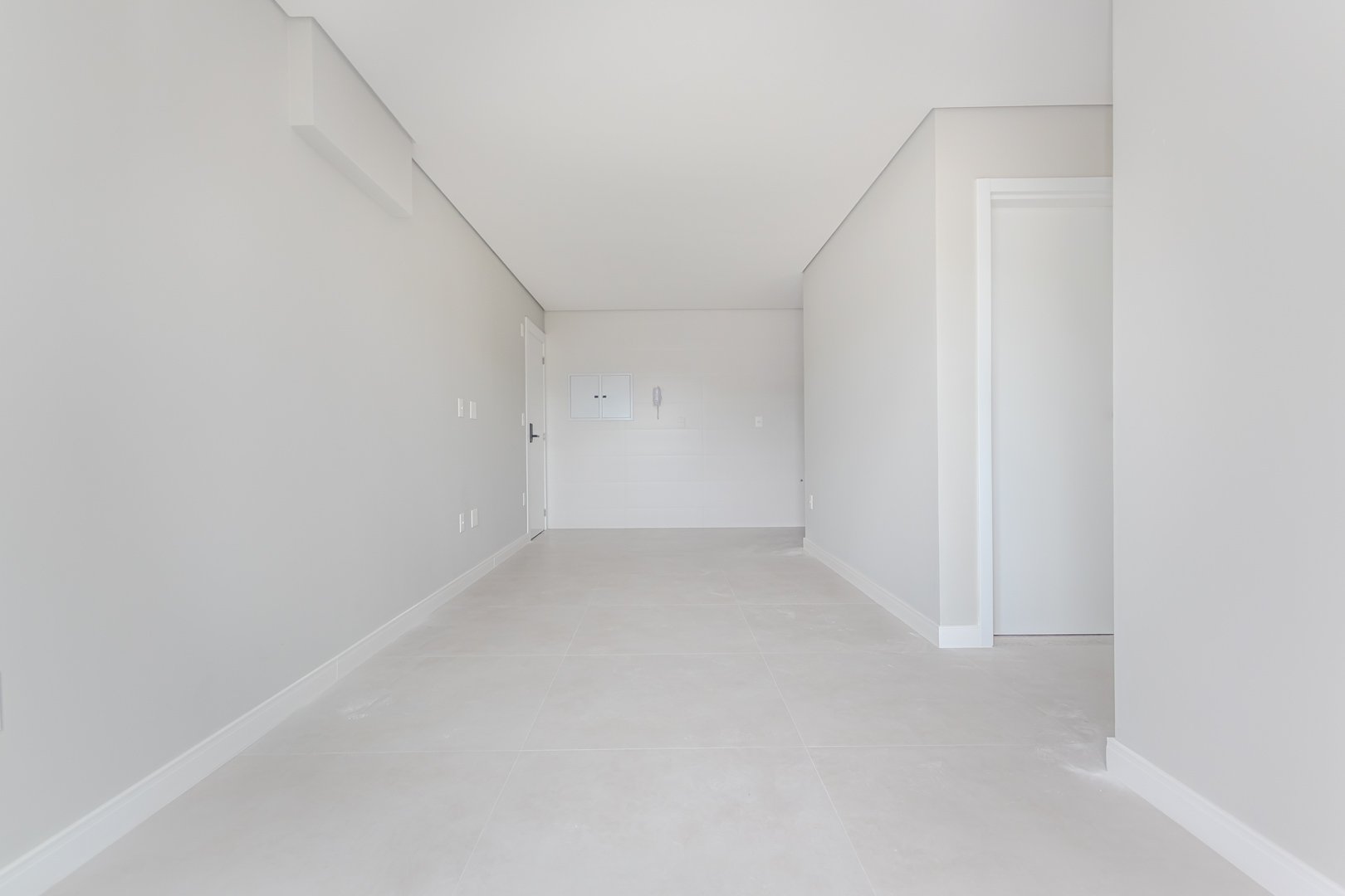 Apartamento no Edifício Portal da Brava à venda na Praia dos Amores em Balneário Camboriú — foto 4