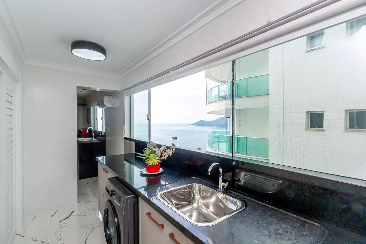 Apartamento Frente Mar no Edifício Imperatriz à venda no centro de Balneário Camboriú — foto 11