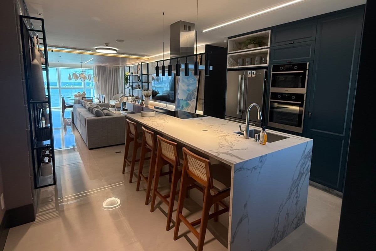 Apartamento Frente Mar no Edifício One Tower à venda na Barra Sul em Balneário Camboriú — foto 4