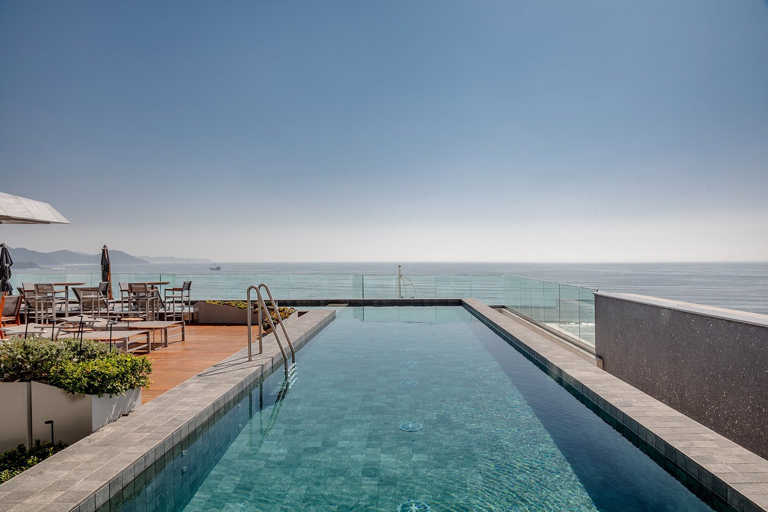 Apartamento Frente Mar no Edifício Copenhagen à venda na Barra Sul de Balneário Camboriú