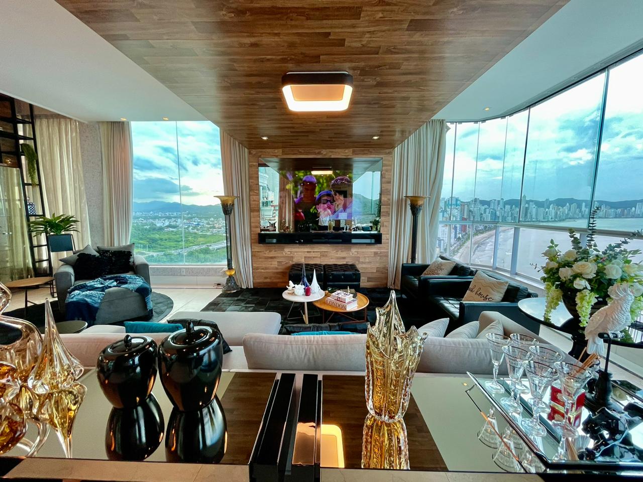 Cobertura Triplex no Edifício Summer Beach à venda no centro de Balneário Camboriú — foto 7