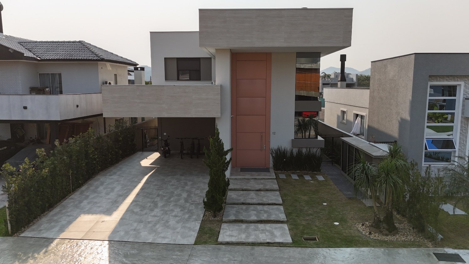 Casa no Condomínio Caledônia à venda em Camboriú