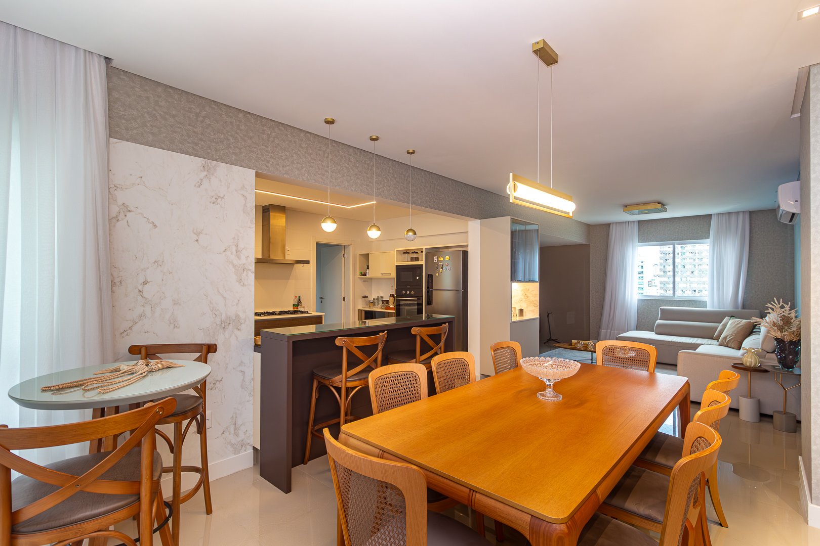 Apartamento Mobiliado no Edifício Mandala à venda no centro de Balneário Camboriú