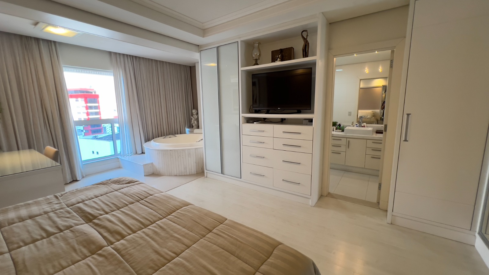 Apartamento Duplex no Edifício Vermont à venda no centro de Balneário Camboriú — foto 9