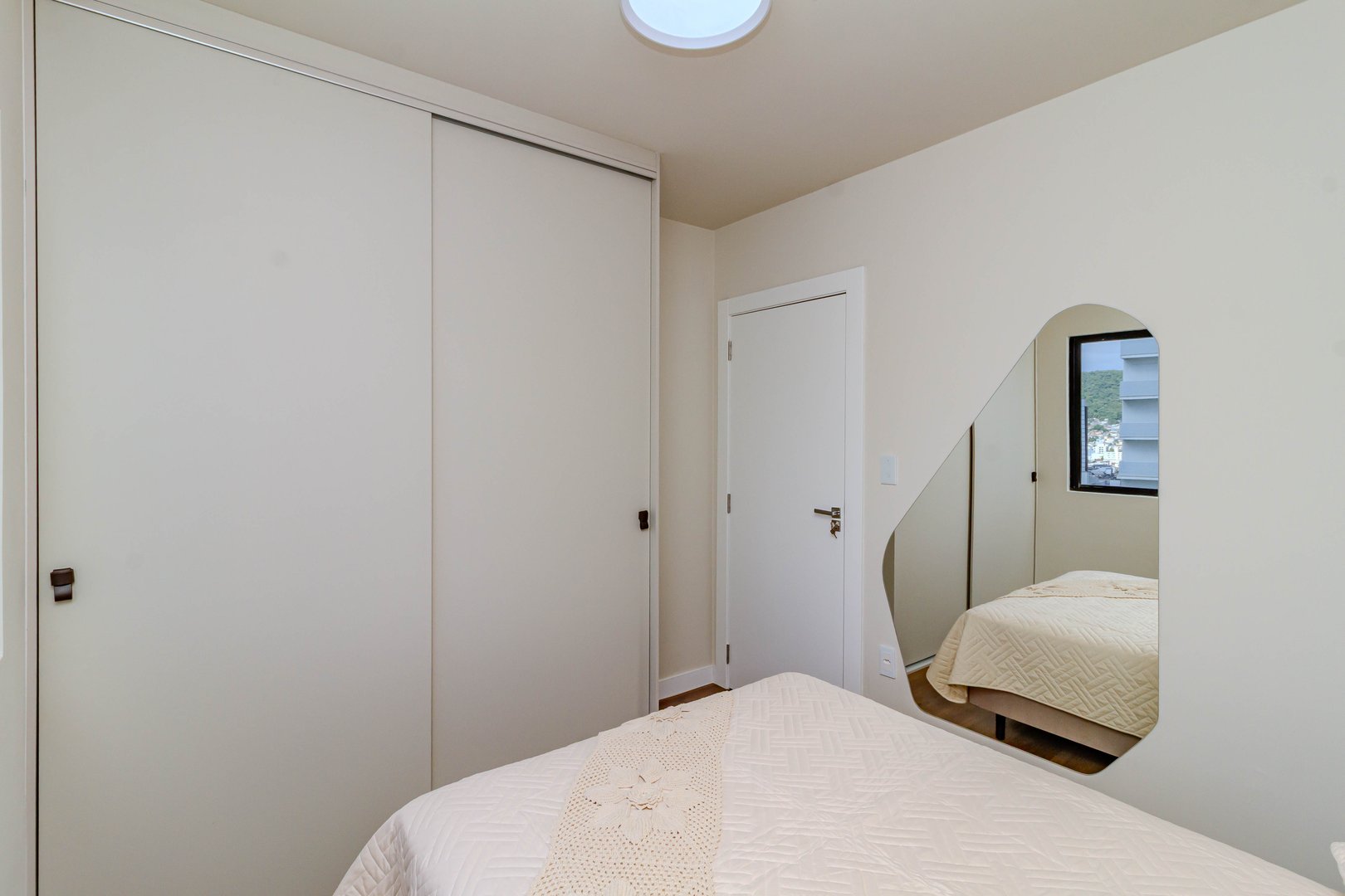Apartamento no Edifício Oscar Bremer à venda no centro de Balneário Camboriú — foto 17