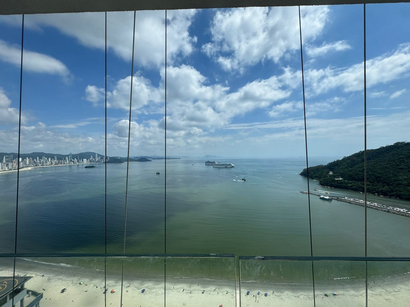 Apartamento de quadra mar no Edifício Tonino Lamborghini à venda em Barra Sul, Balneário Camboriú — foto 11