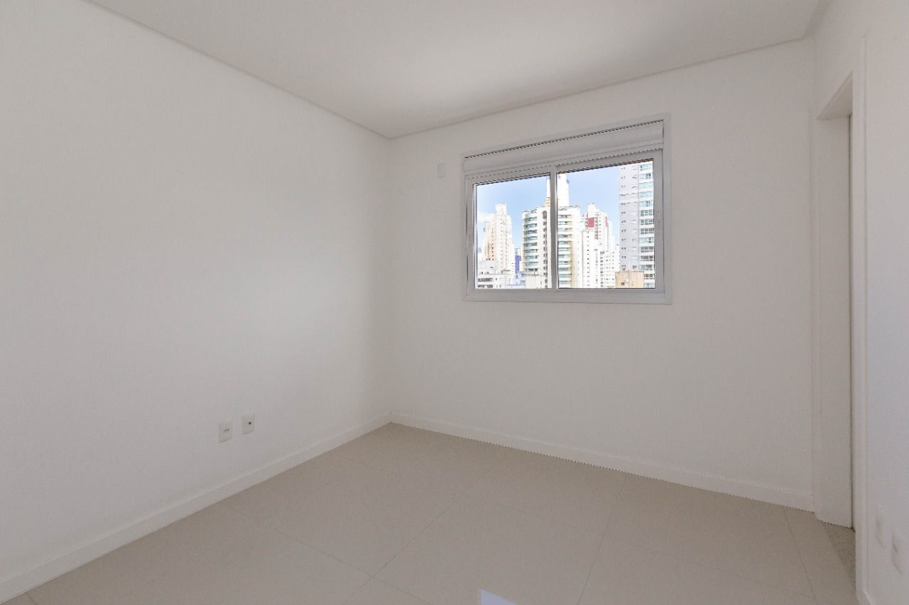 Apartamento no Edifício Villa Castelli à venda no Centro de Balneário Camboriú — foto 19