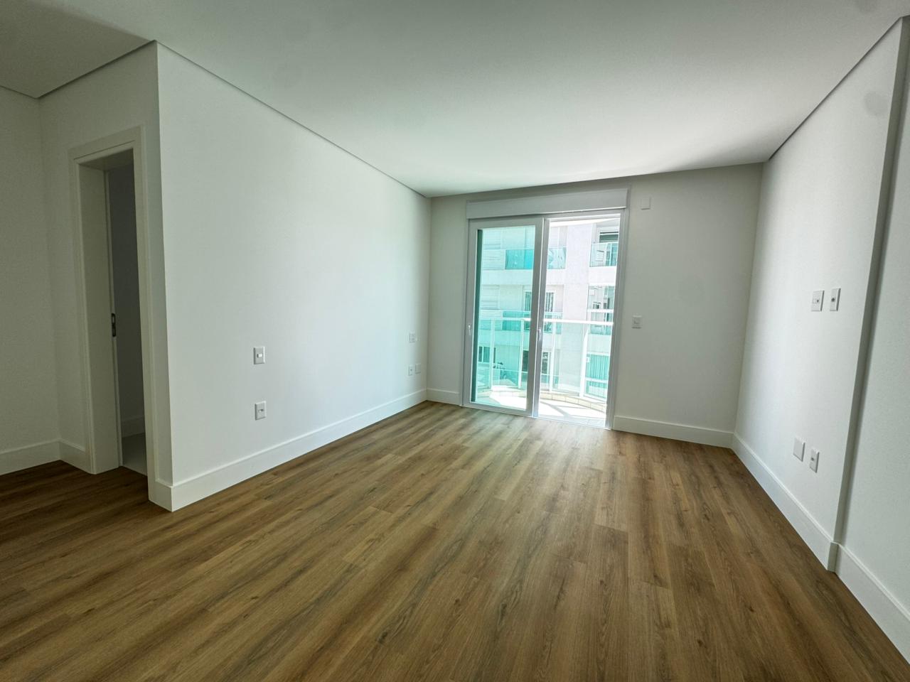 Apartamento Quadra Mar no Edifício Brava Beach Reserva Figueira à venda na Praia Brava — foto 6