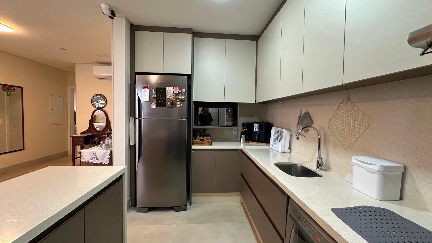 Apartamento na Edifício Farol Ilha da Paz à venda no centro de Balneário Camboriú — foto 12