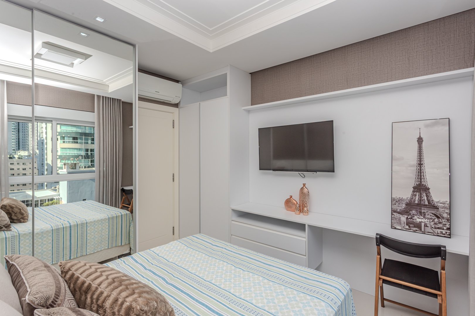 Apartamento Vista Mar no Edifício Parigi à venda no centro de Balneário Camboriú — foto 13