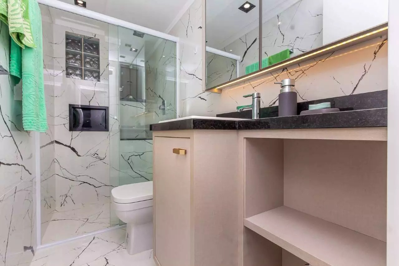 Apartamento Frente Mar no Edifício Imperatriz à venda no centro de Balneário Camboriú — foto 18