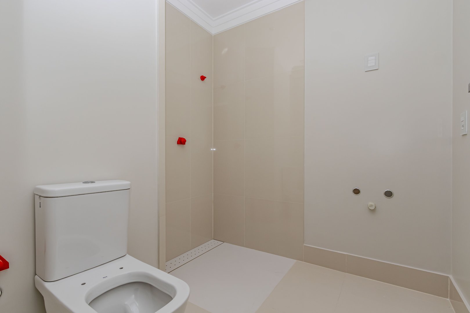 Apartamento Frente Mar no Edifício One Tower à venda no centro de Balneário Camboriú — foto 20
