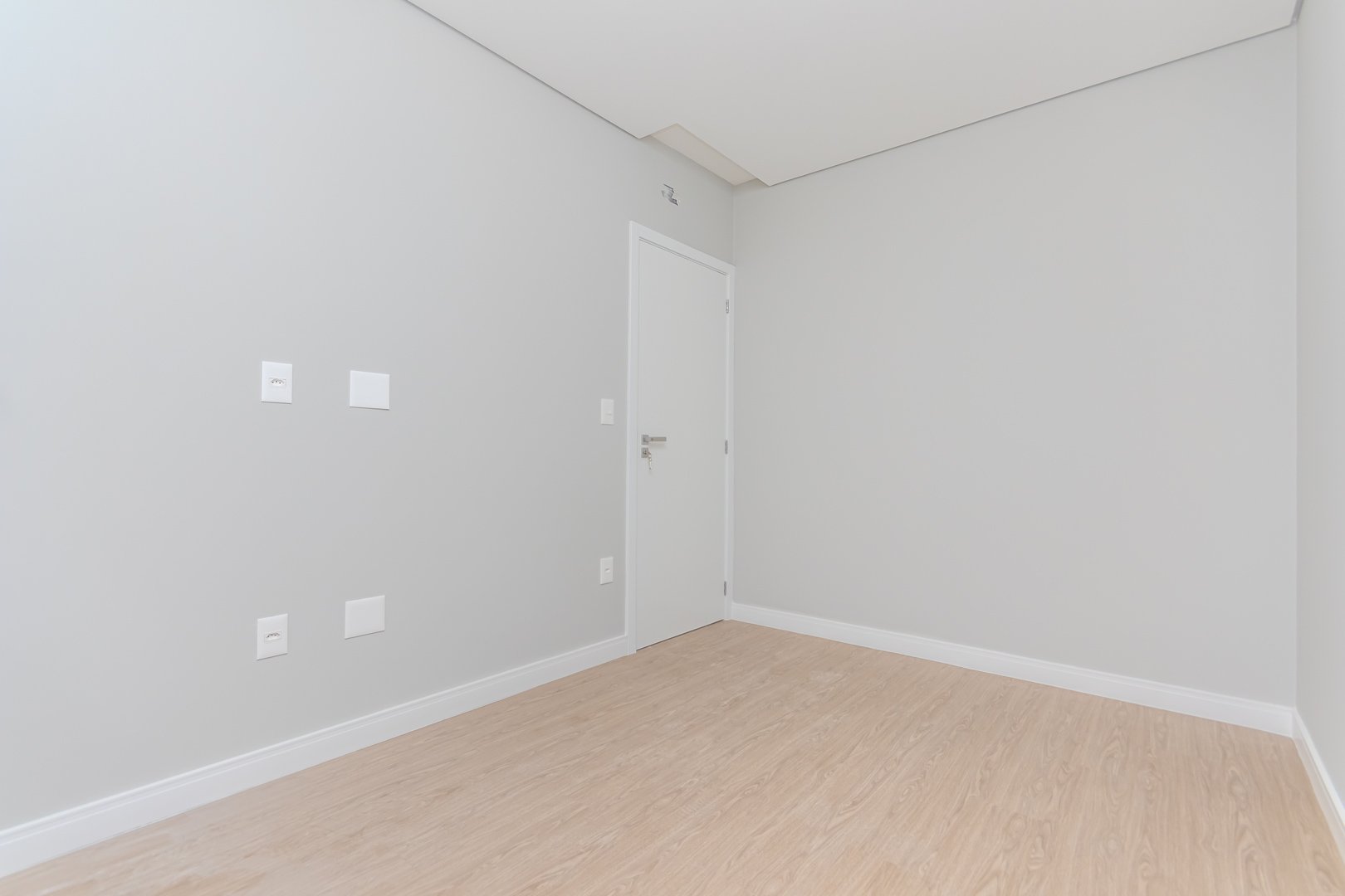 Apartamento no Edifício Portal da Brava à venda na Praia dos Amores em Balneário Camboriú — foto 13