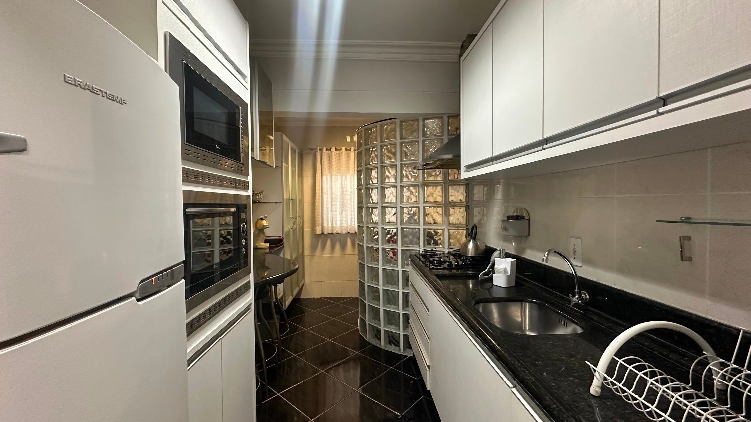 Apartamento no Edifício Atlântico Shopping à venda no centro de Balneário Camboriú — foto 10