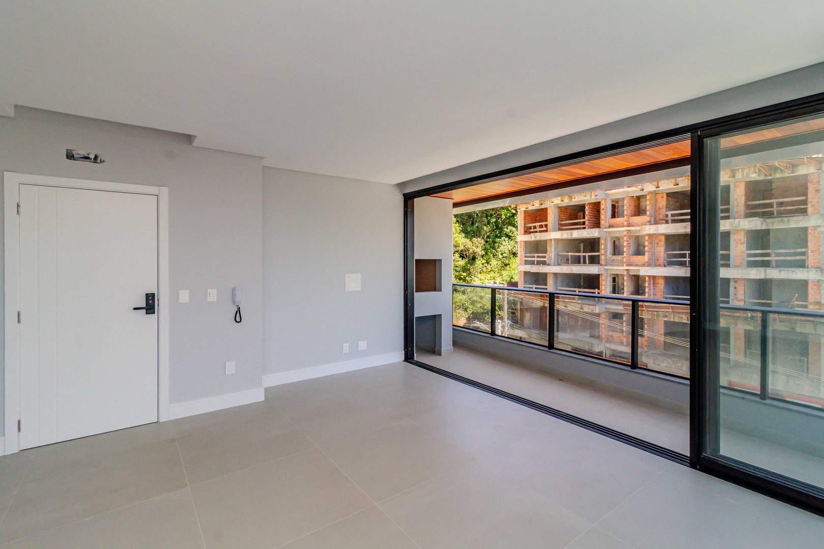 Apartamento no Edifício Dusseldorf à venda na Praia Brava — foto 7