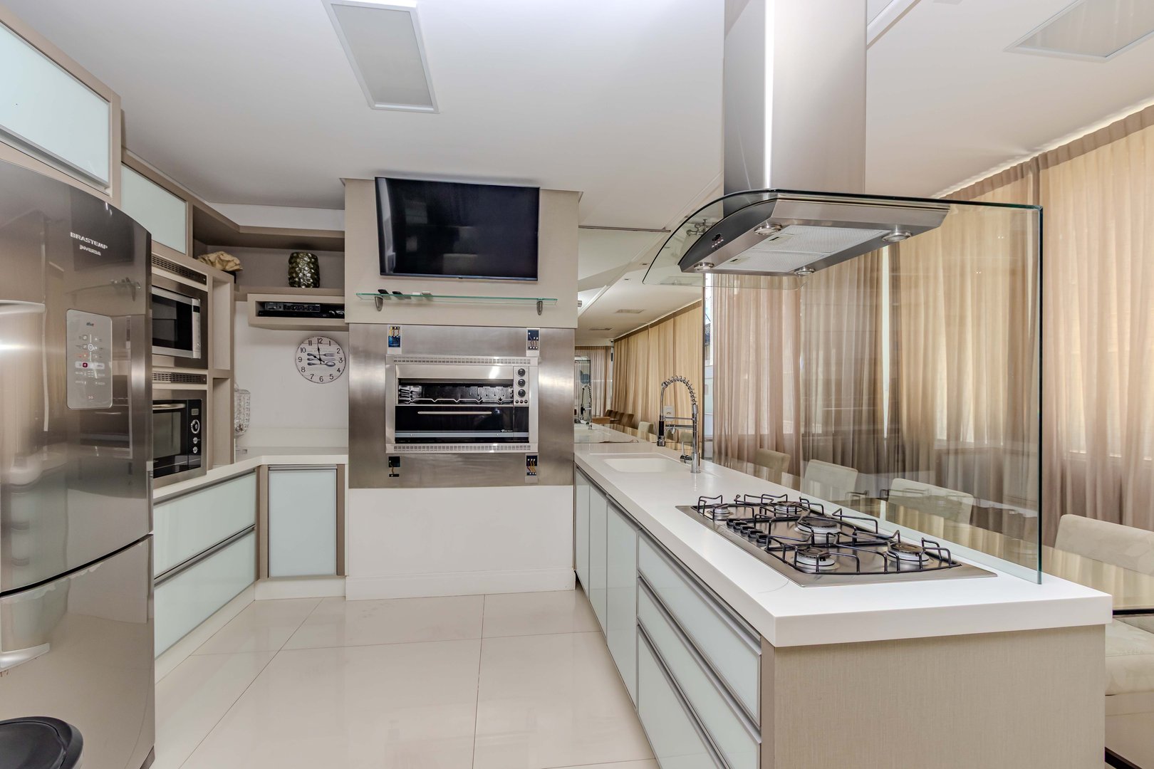Apartamento Vista Mar no Edifício Villa Di Mare à venda no centro de Balneário Camboriú — foto 30