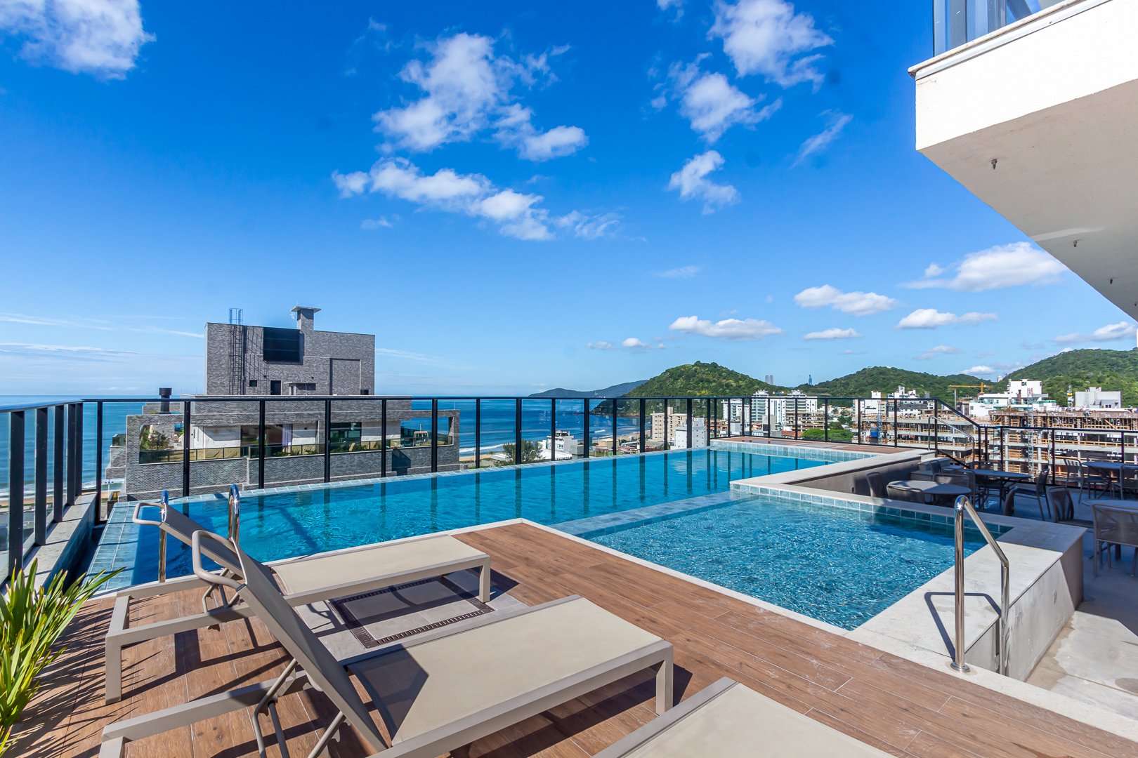Apartamento Mobiliado no Edifício Brava Garden Home Club à venda na Praia Brava — foto 20