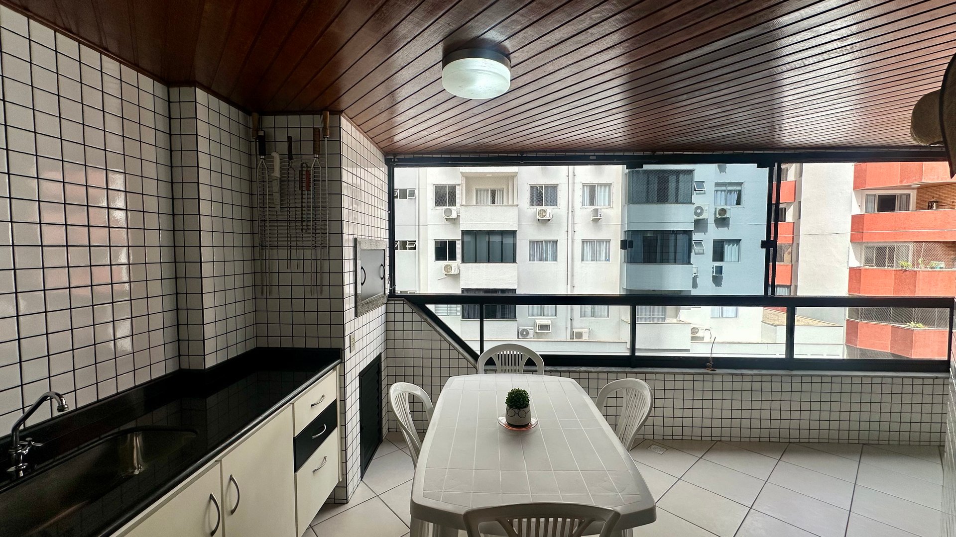 Apartamento no Edifício Residencial Michigan à venda no centro de Balneário Camboriú — foto 4