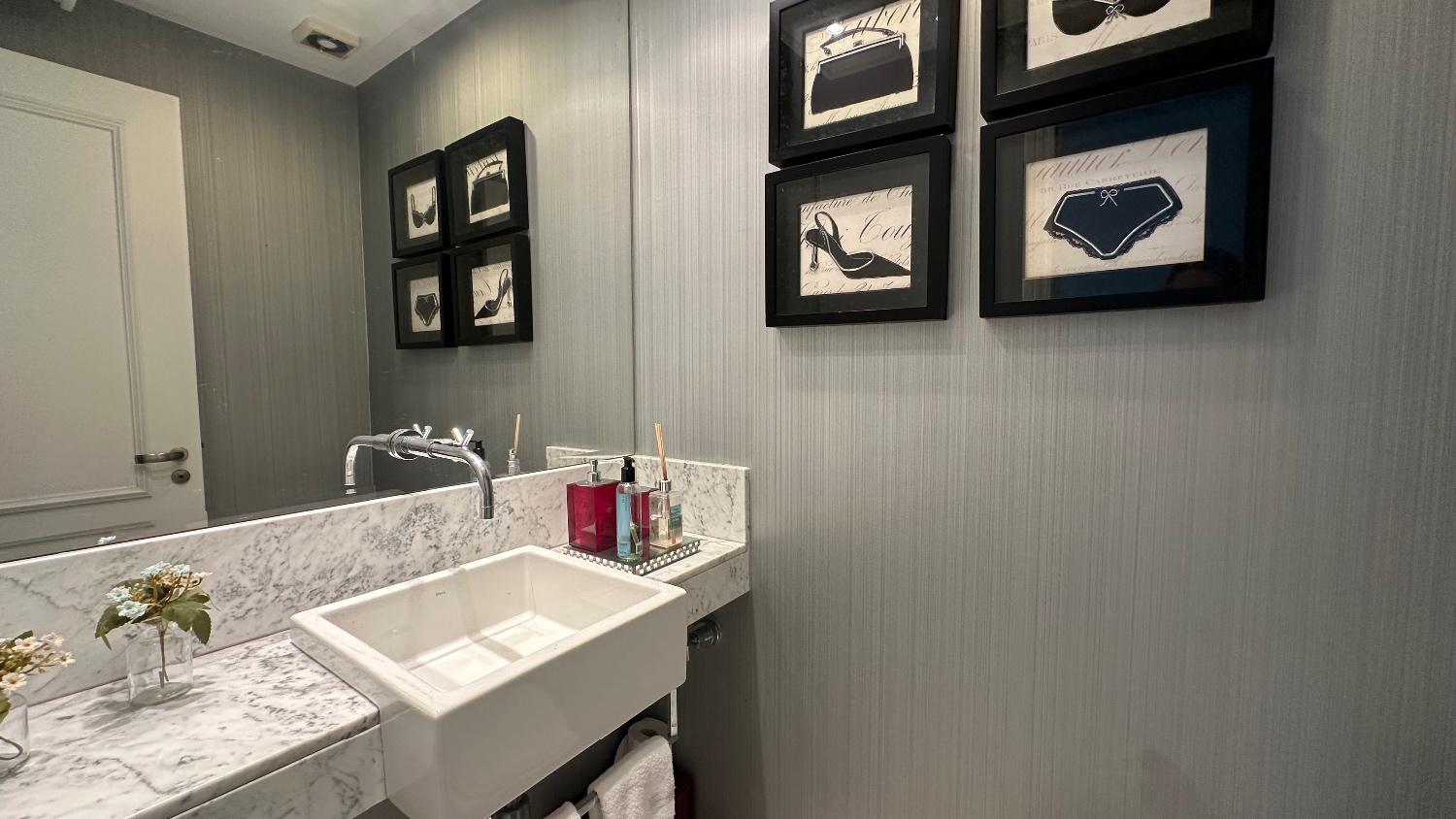 Apartamento no Edifício Champs Elysées à venda na Barra Norte de Balneário Camboriú — foto 13