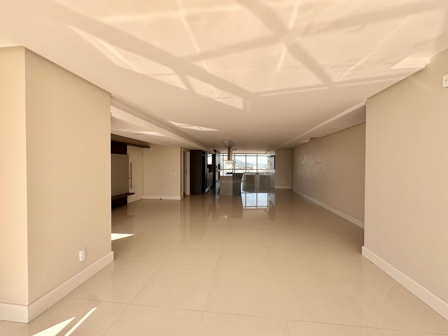 Apartamento no Edifício Alameda Jardins à venda no centro de Balneário Camboriú — foto 7
