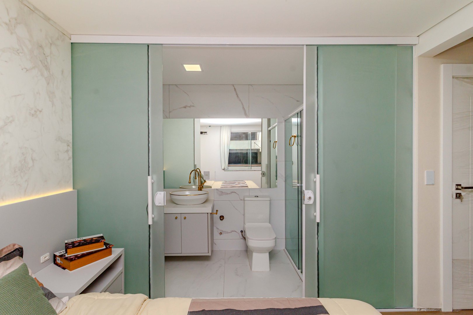Apartamento Frente Mar no Edifício Oasis à venda no centro de Balneário Camboriú — foto 19