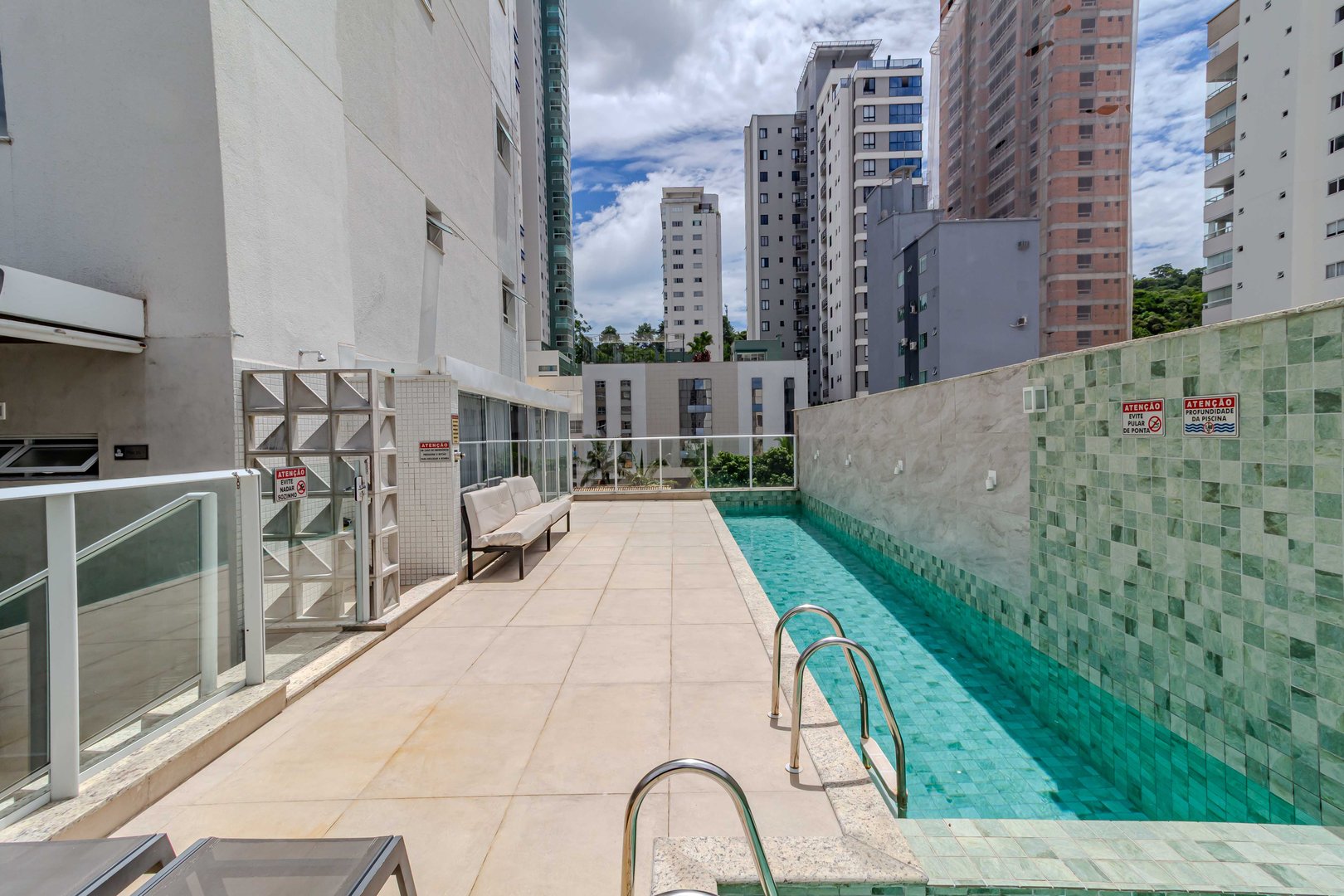 Apartamento no Edifício Montpellier Residence à venda no Pioneiros em Balneário Camboriú — foto 29