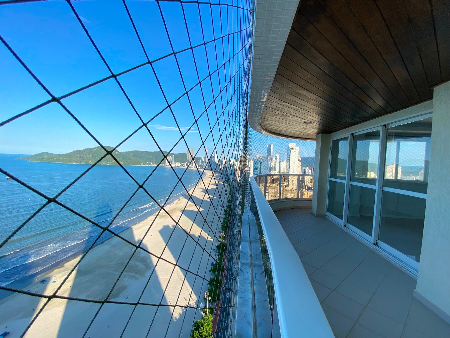 Cobertura Triplex no Edifício Marquês de Olinda à venda no centro de Balneário Camboriú — foto 10
