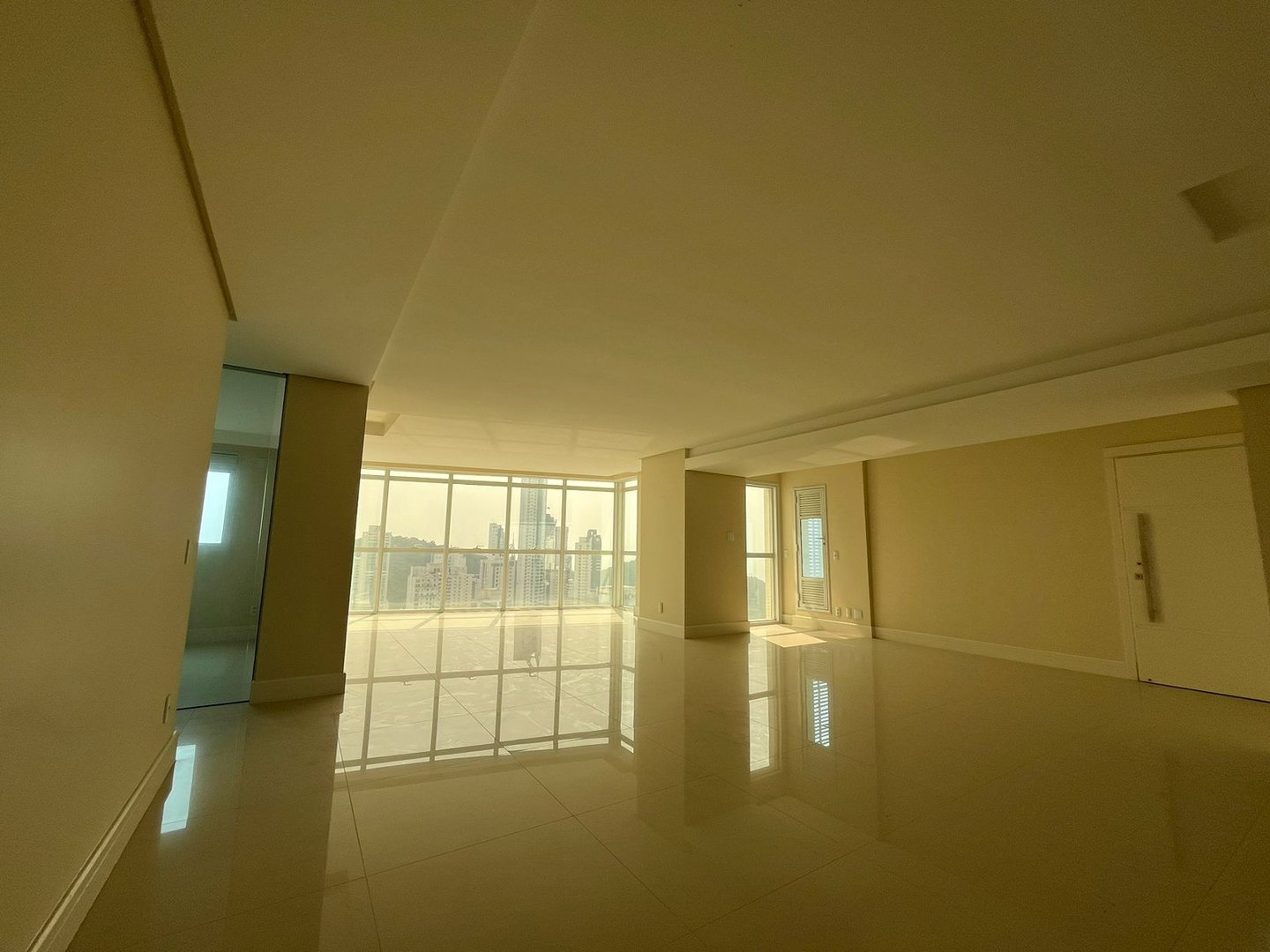 Apartamento no Edifício Alameda Jardins à venda no centro de Balneário Camboriú — foto 4