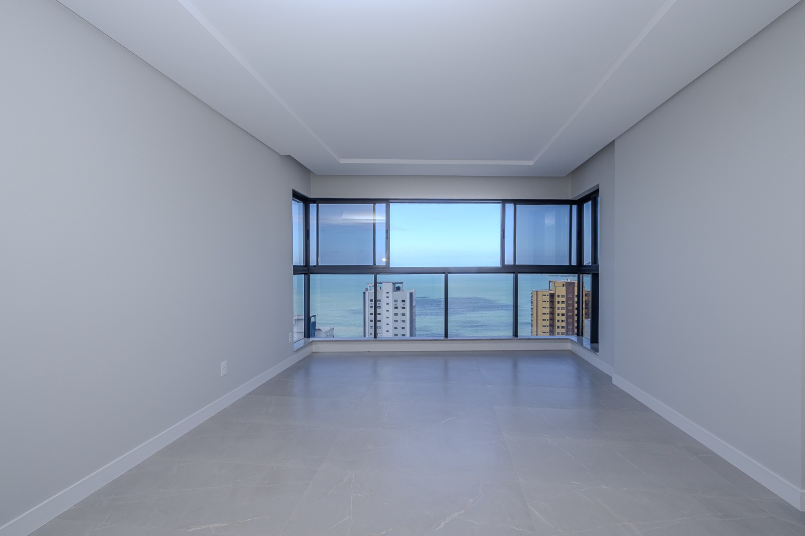 Apartamento no Edifício Muller Ocean Club à venda no centro de Balneário Camboriú — foto 3