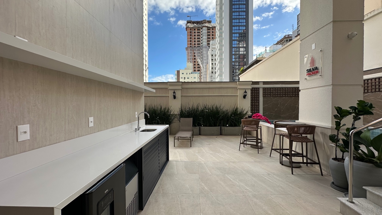 Apartamento no Edifício Hannover Residence à venda na Barra Sul em Balneário Camboriú — foto 27