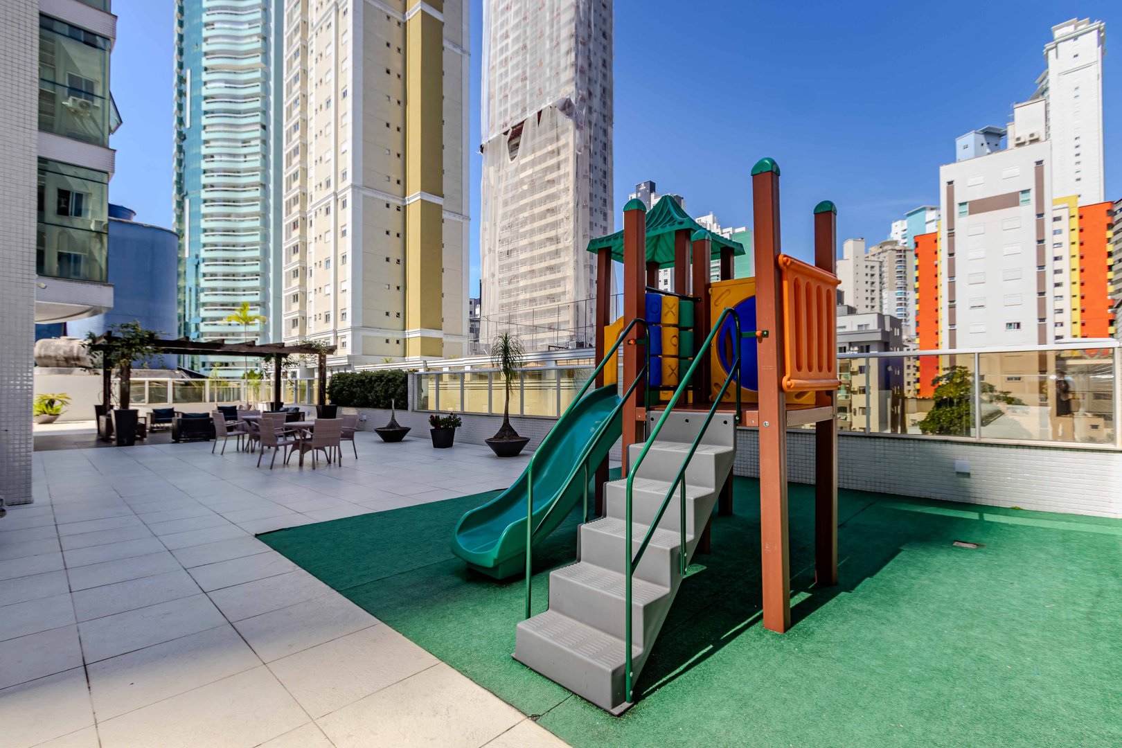 Apartamento Vista Mar no Edifício Villa Di Mare à venda no centro de Balneário Camboriú — foto 44