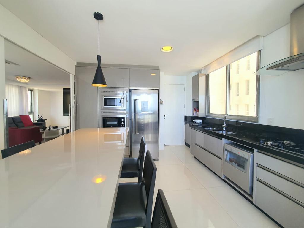 Apartamento no Edifício Don Alfonso à venda no centro de Balneário Camboriú — foto 7