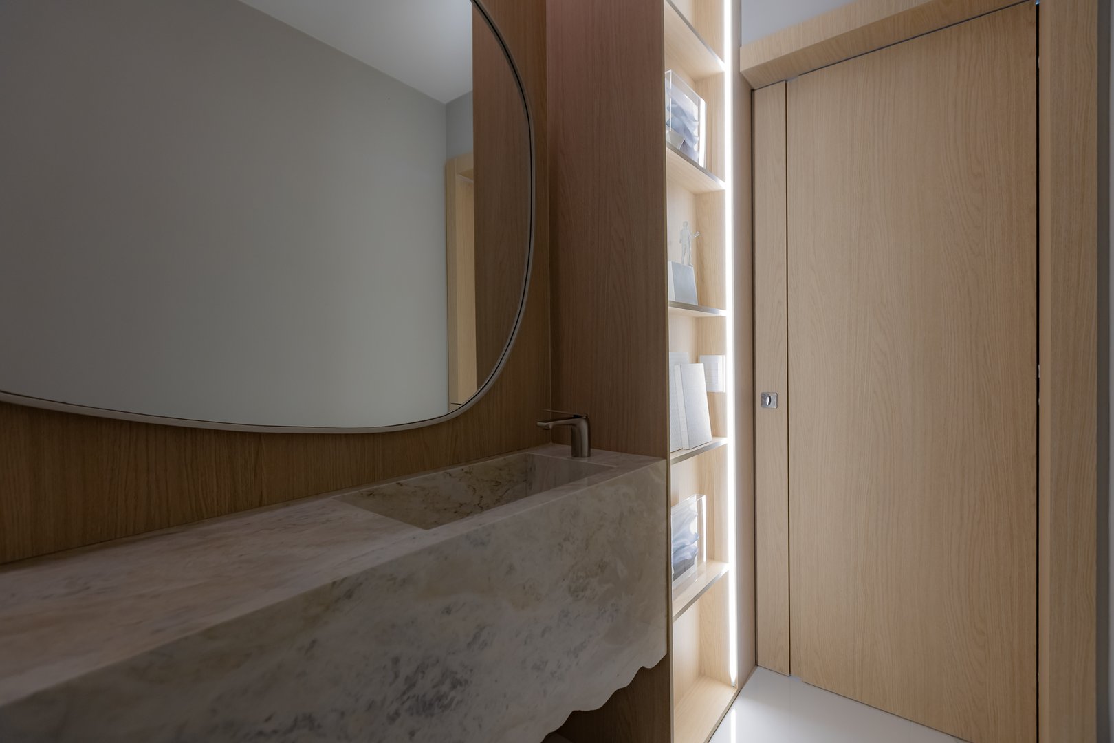 Apartamento Frente Mar no Edifício Boreal Tower à venda no centro de Balneário Camboriú — foto 20