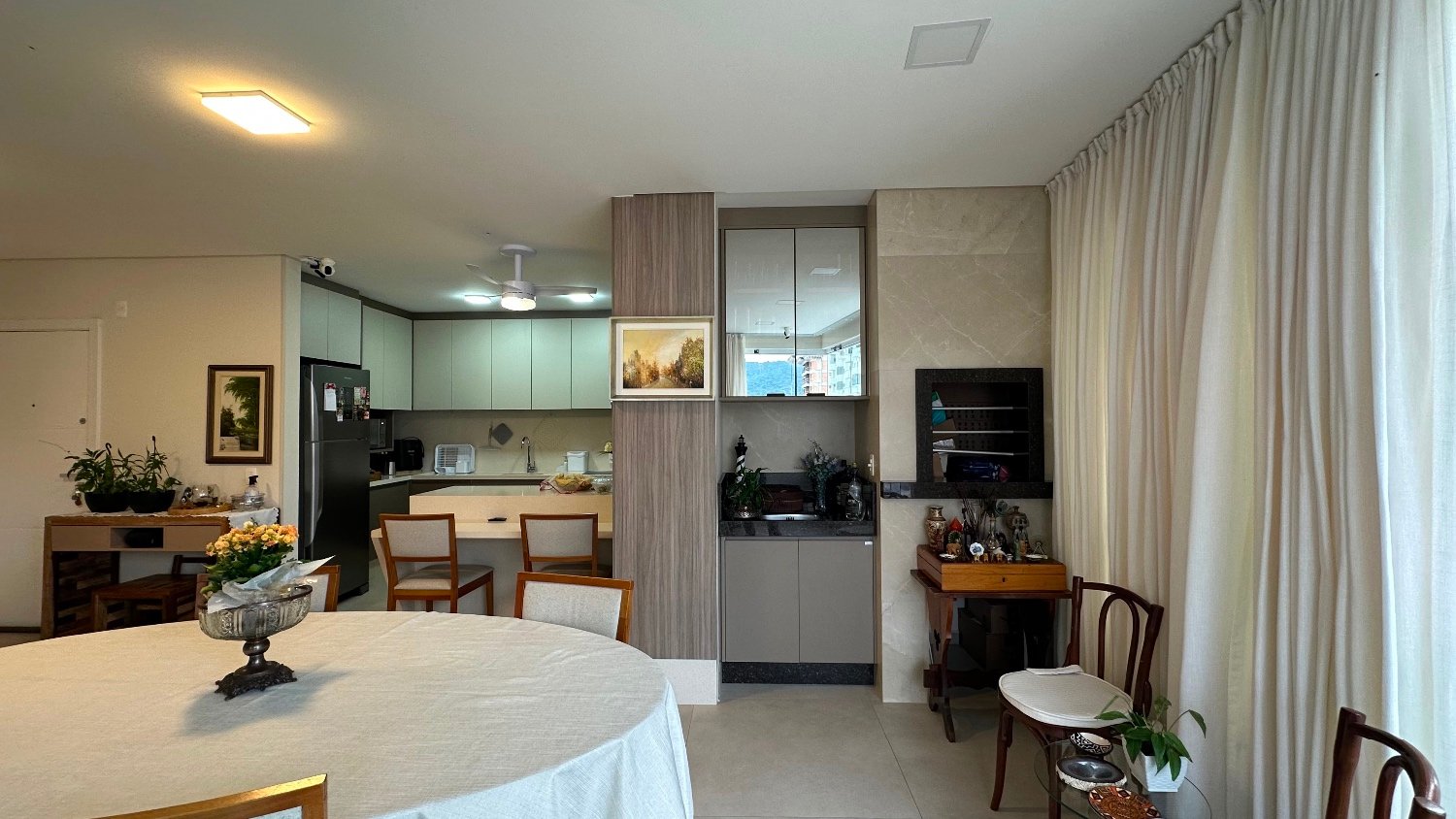Apartamento na Edifício Farol Ilha da Paz à venda no centro de Balneário Camboriú — foto 7