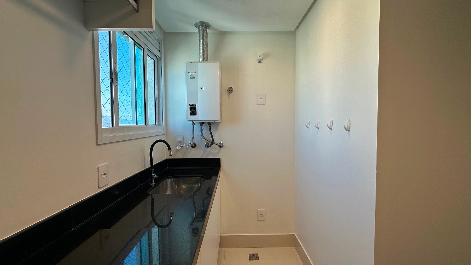 Apartamento no Edifício Splendia Tower à venda no centro de Balneário Camboriú — foto 16