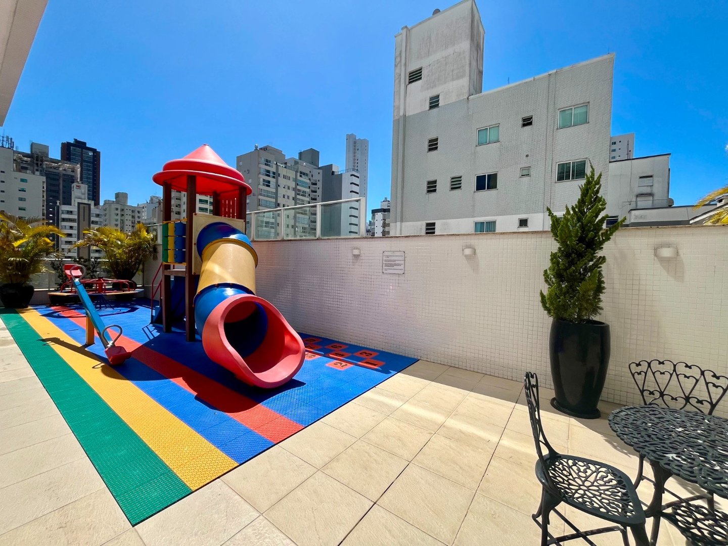 Apartamento no Edifício Royalton Residence à venda no centro de Balneário Camboriú — foto 22