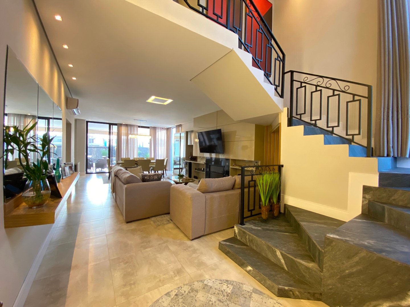 Casa no Condomínio Caledônia à venda em Camboriú — foto 8