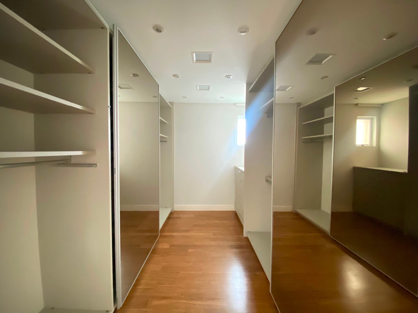Cobertura no Edifício Renaissance à venda na Barra Sul em Balneário Camboriú — foto 16