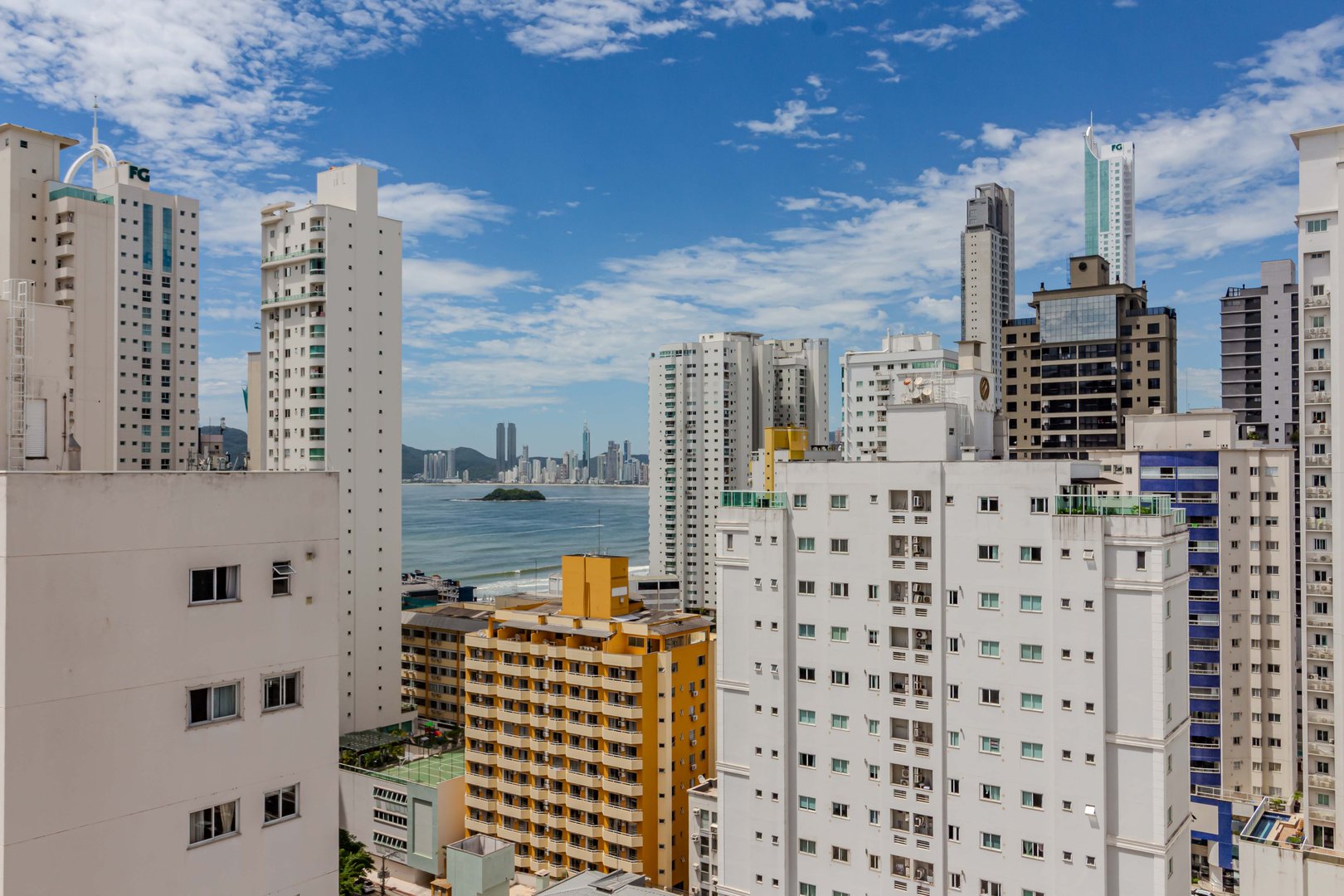 Apartamento no Edifício Montpellier Residence à venda no Pioneiros em Balneário Camboriú — foto 15