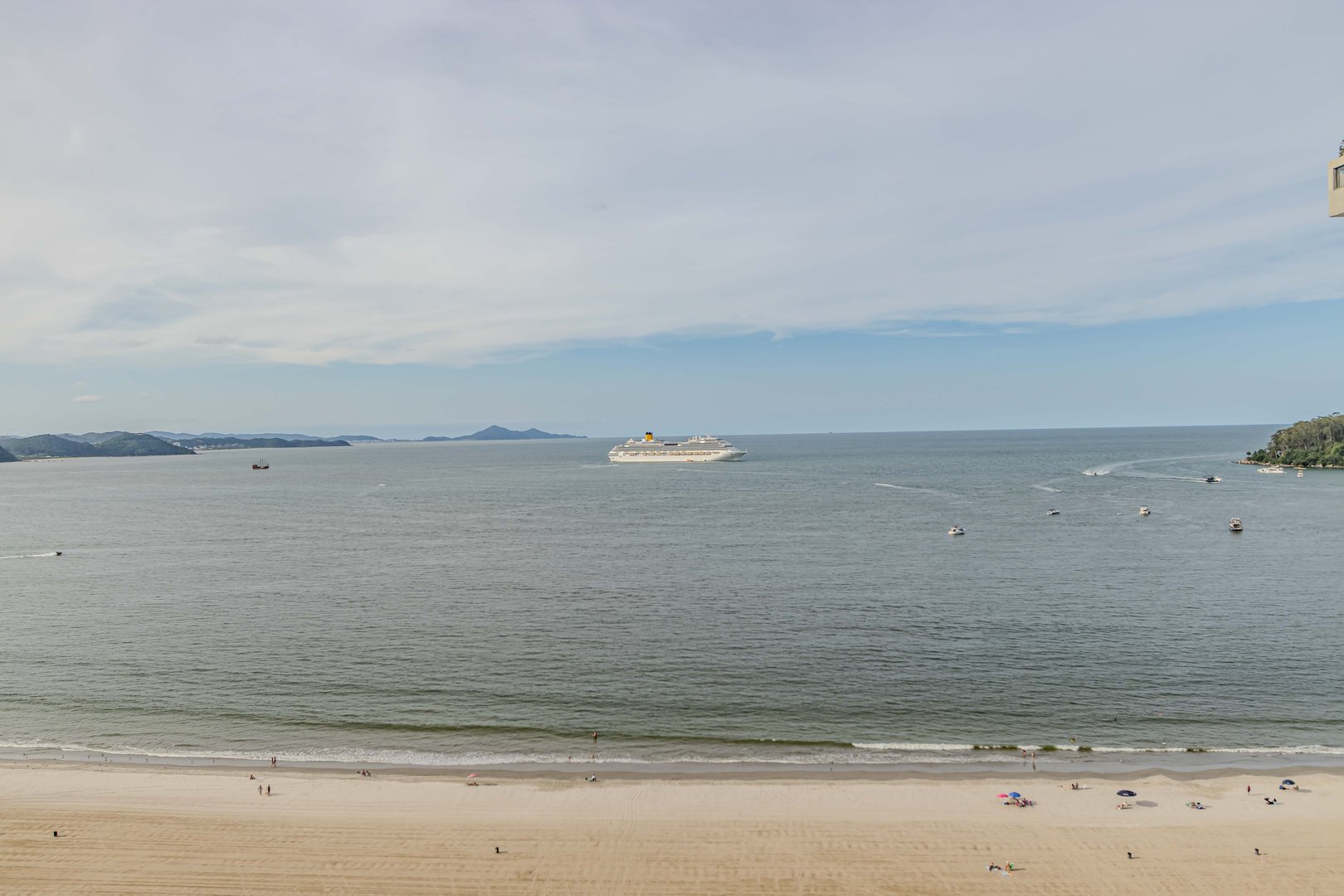 Apartamento Frente Mar no Edifício One Tower à venda no centro de Balneário Camboriú — foto 3