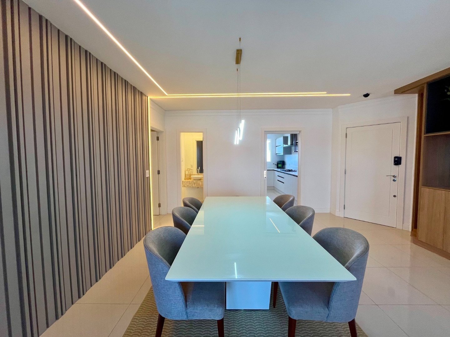 Apartamento no Edifício Royalton Residence à venda no centro de Balneário Camboriú — foto 8
