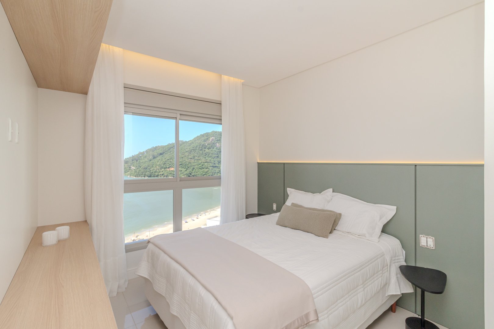 Apartamento Vista Mar na Edifício Morada Ilhas Marianas à venda em Barra Sul em Balneário Camboriú — foto 16