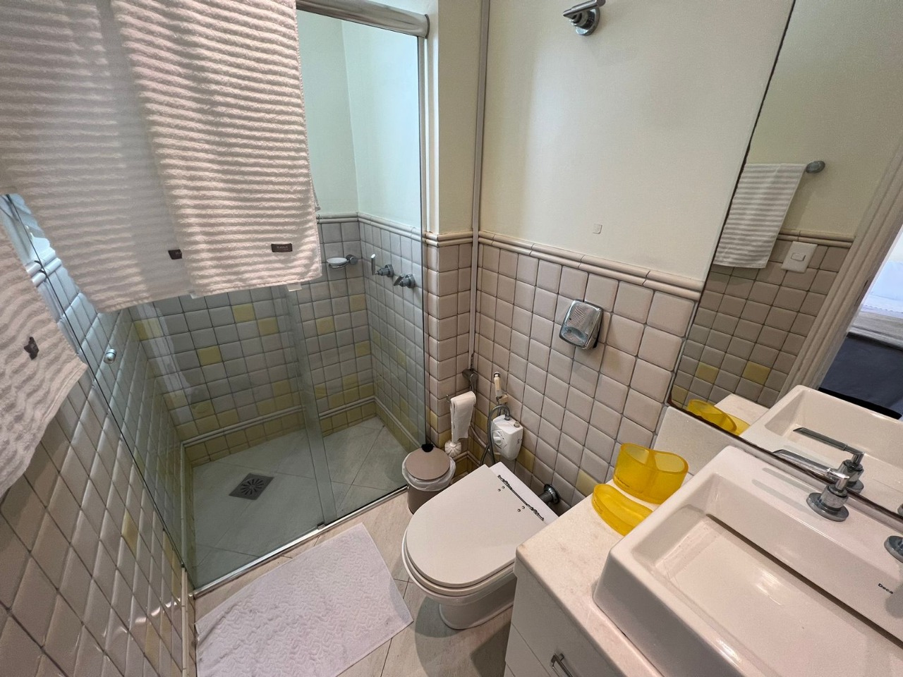 Apartamento Frente Mar no Edifício Marquês de Olinda à venda em Balneário Camboriú — foto 17