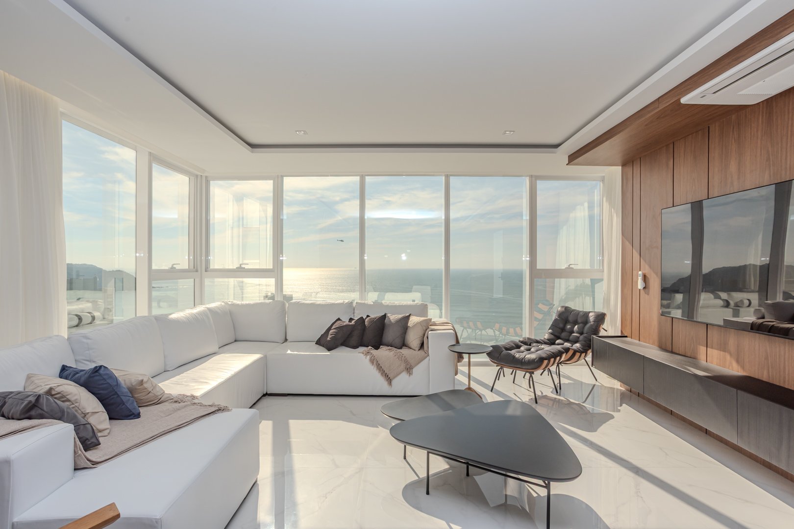 Apartamento no Edifício Grand Place Tower à venda no centro de Balneário Camboriú